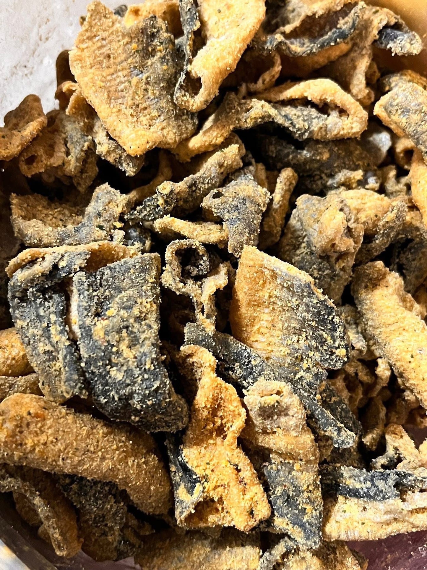 Da cá lắc trứng muối hộp 200g