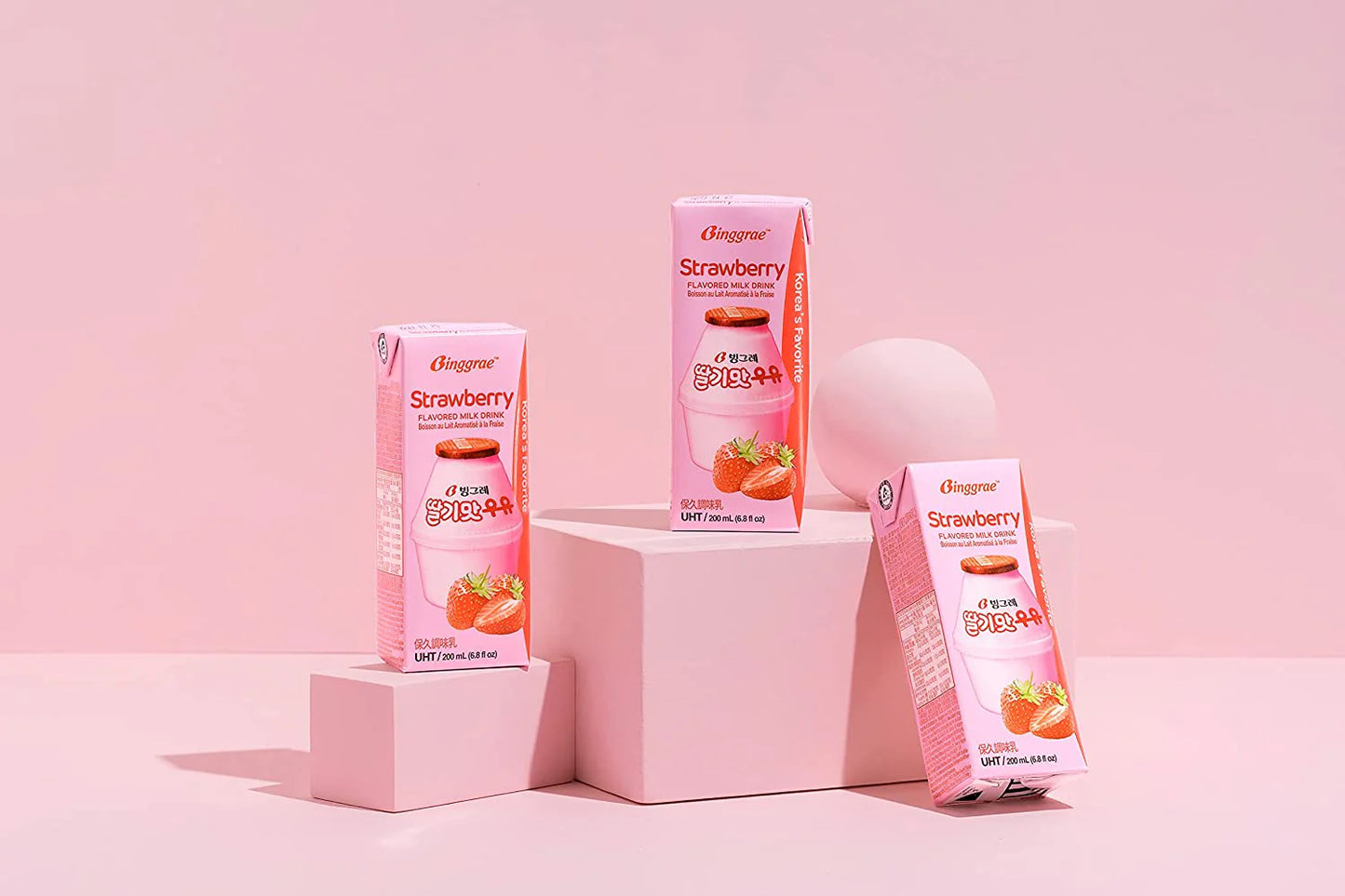 Sữa Tươi Hương Dâu Binggrae Hộp 200ml