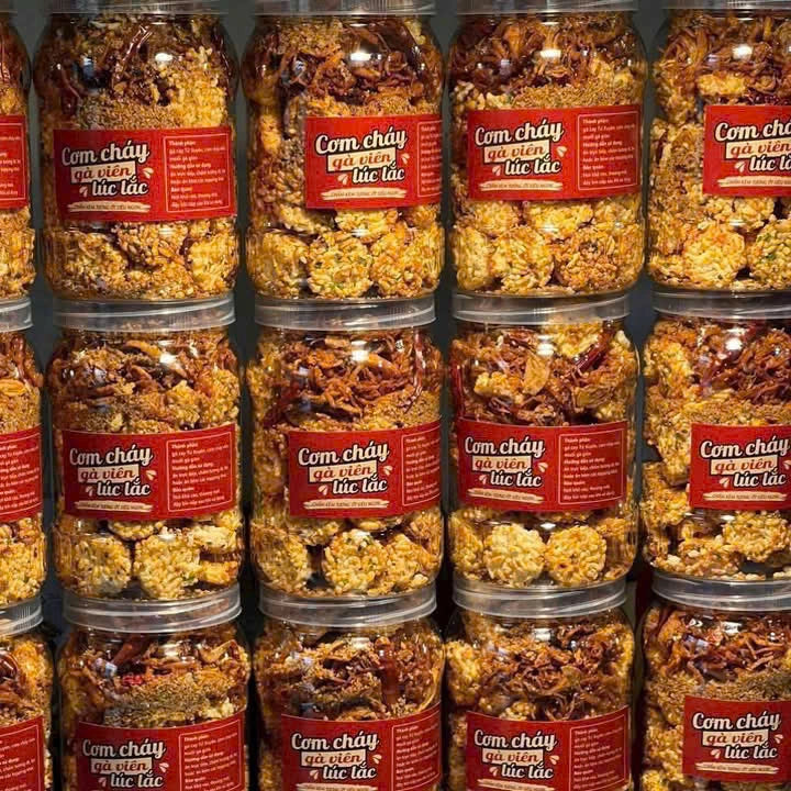 Cơm cháy gà viên lúc lắc hộp 500g